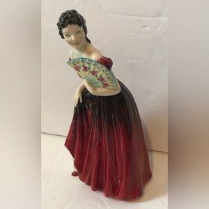 vintage RADNOR LADY WITH FAN FIGURINE MINT England